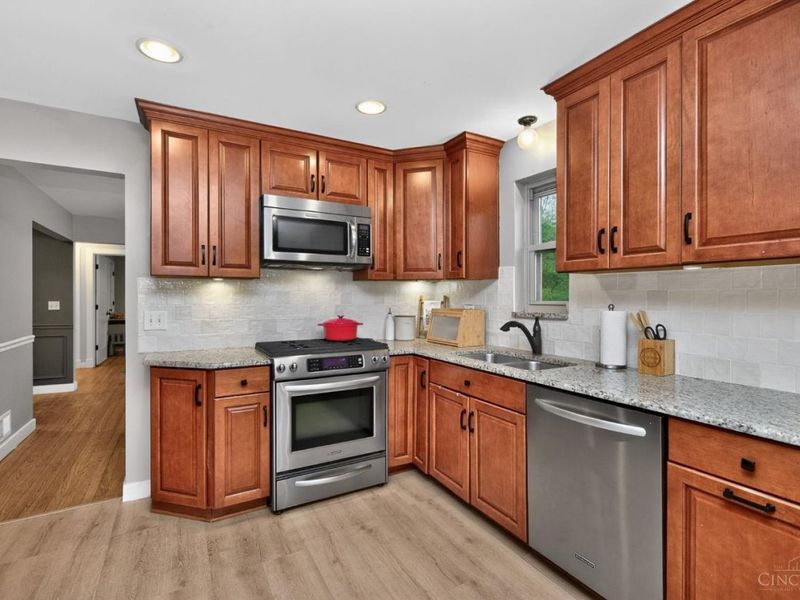 7204 Barret Road, West Chester, OH 45069 Photo 4