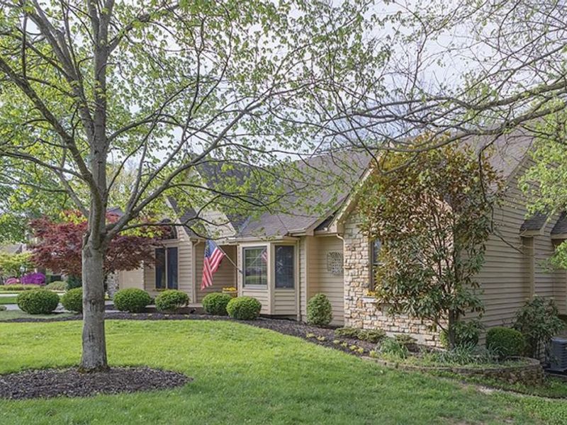 7403 Ridge Meadow Court, West Chester, OH 45069 Photo 2