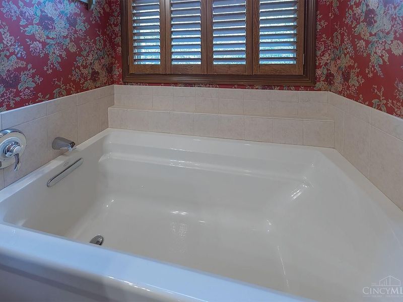 7403 Ridge Meadow Court, West Chester, OH 45069 Photo 22