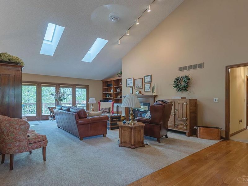 7403 Ridge Meadow Court, West Chester, OH 45069 Photo 9