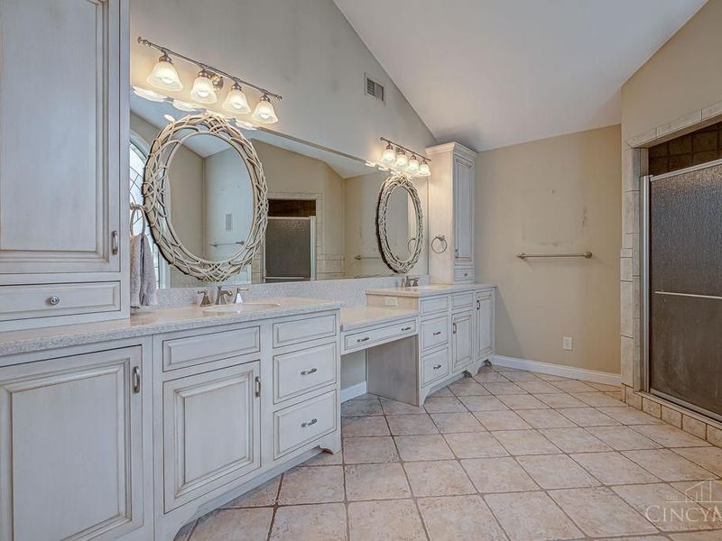 6700 Gaines Road, Cincinnati, OH 45247 Photo 20