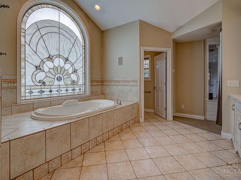 6700 Gaines Road, Cincinnati, OH 45247 Photo 28