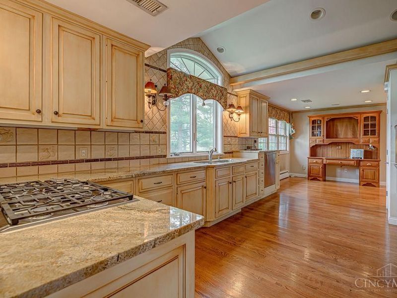 6700 Gaines Road, Cincinnati, OH 45247 Photo 8