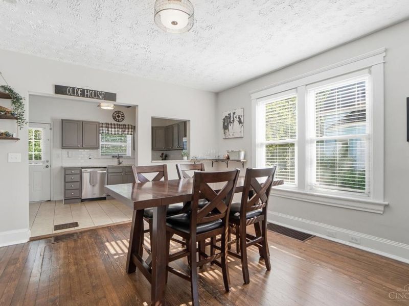 5706 Adelphi Street, Cincinnati, OH 45227 Photo 8