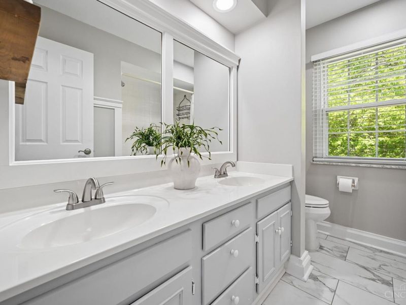 2740 Bentley Court, Anderson Twp, OH 45244 Photo 31