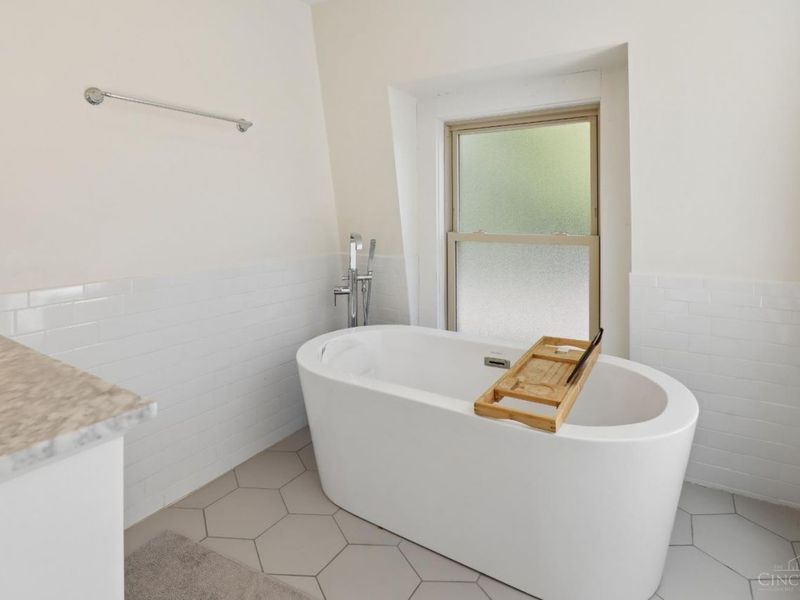 1832 Chase Avenue, Cincinnati, OH 45223 Photo 39