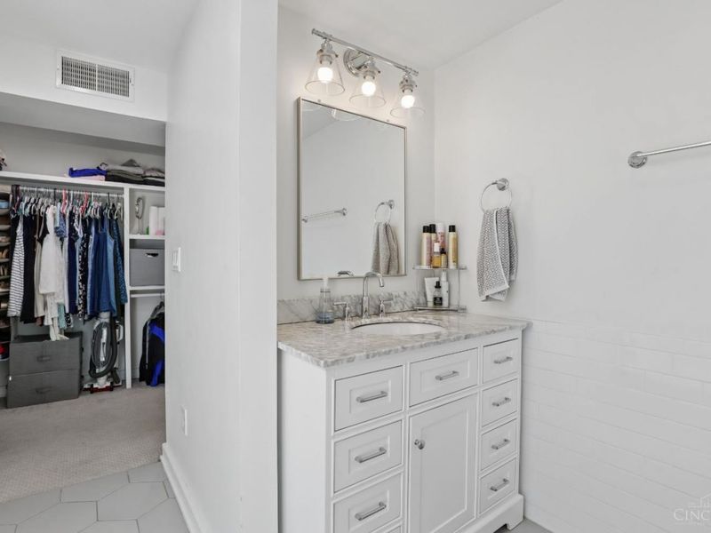 1832 Chase Avenue, Cincinnati, OH 45223 Photo 40