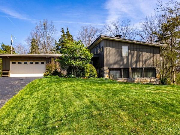 110 Springwood Drive, Oxford Twp, OH 45056