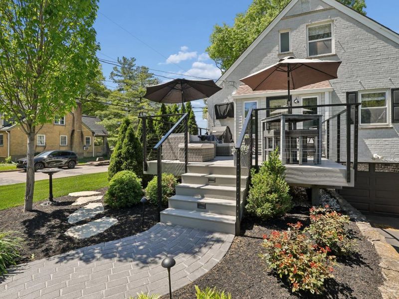 5900 St Regis Drive, Sycamore Township, OH 45236 Photo 3