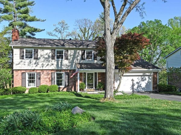 1320 Stonemill Court, Wyoming, OH 45215