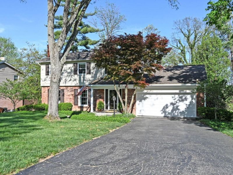 1320 Stonemill Court, Wyoming, OH 45215 Photo 3