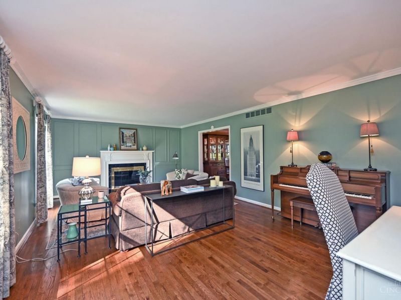 1320 Stonemill Court, Wyoming, OH 45215 Photo 9