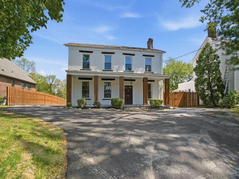 5642 Ridge Avenue, Cincinnati, OH 45213 Photo 2