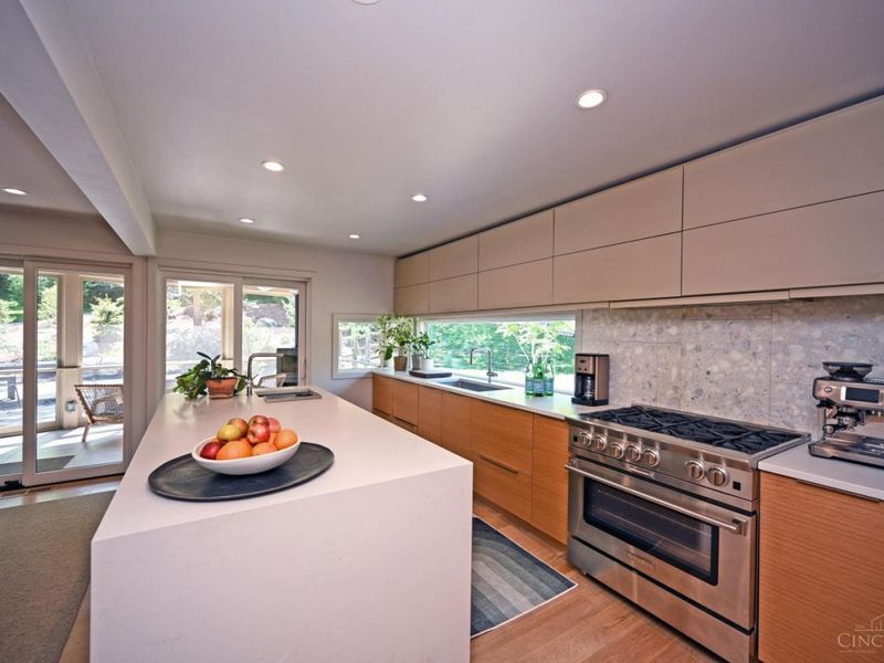 433 Hidden Valley Lane, Wyoming, OH 45215 Photo 10