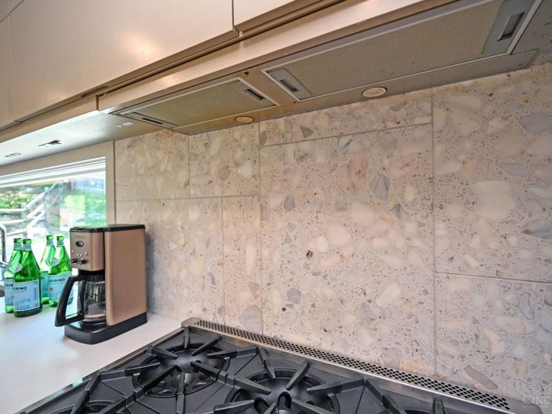 433 Hidden Valley Lane, Wyoming, OH 45215 Photo 11