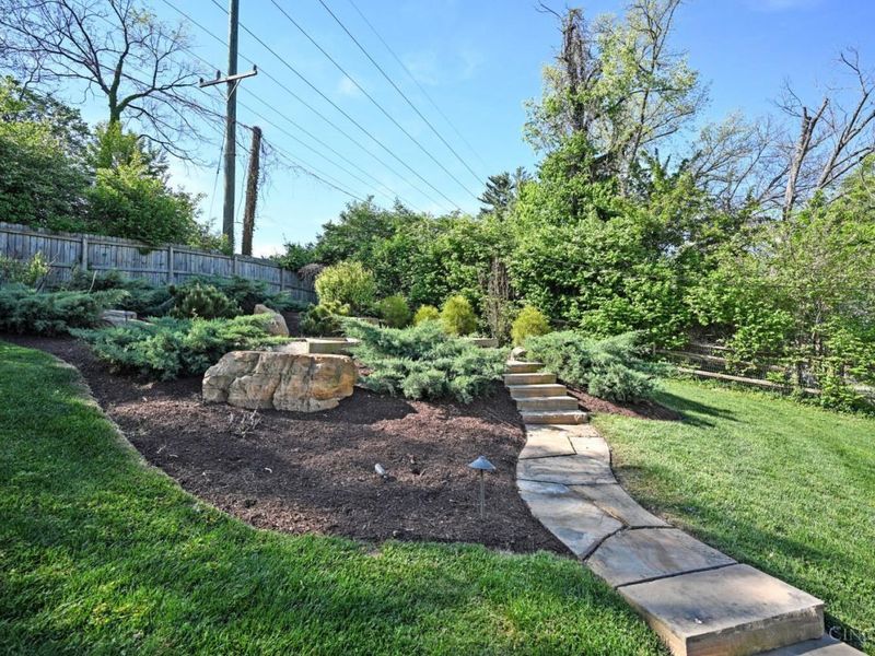 433 Hidden Valley Lane, Wyoming, OH 45215 Photo 84