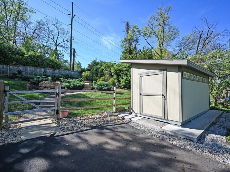 433 Hidden Valley Lane, Wyoming, OH 45215 Photo 95