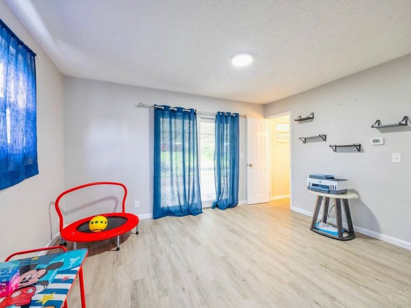 11625 Hollingsworth, Forest Park, OH 45240 Photo 10