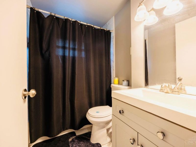 11625 Hollingsworth, Forest Park, OH 45240 Photo 16