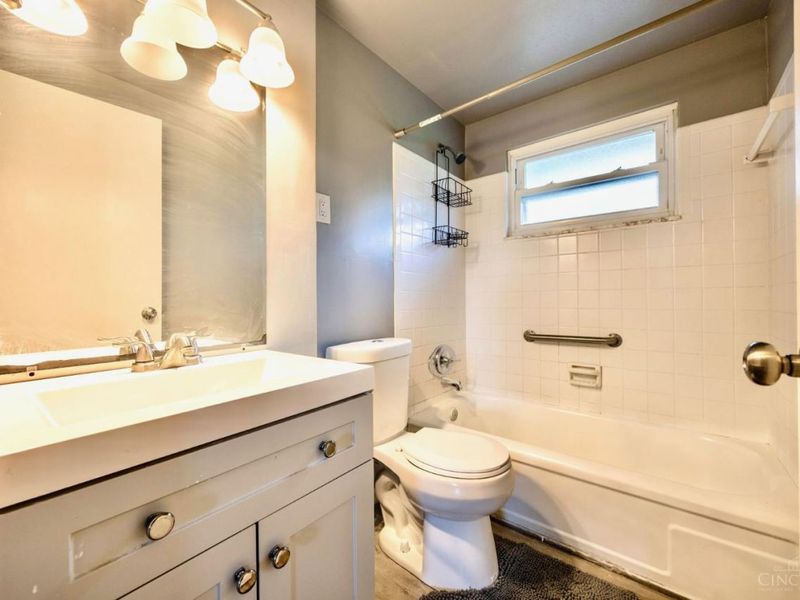 11625 Hollingsworth, Forest Park, OH 45240 Photo 17