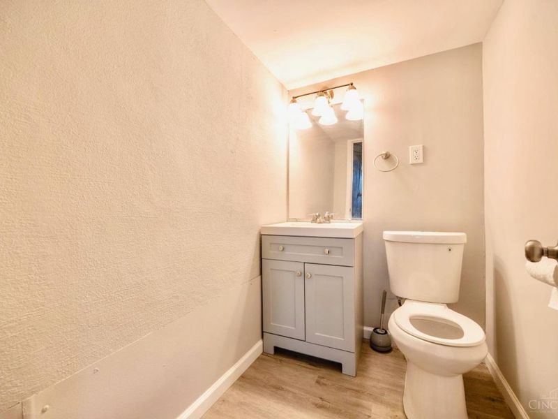 11625 Hollingsworth, Forest Park, OH 45240 Photo 18