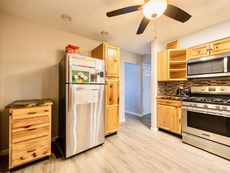 11625 Hollingsworth, Forest Park, OH 45240 Photo 6