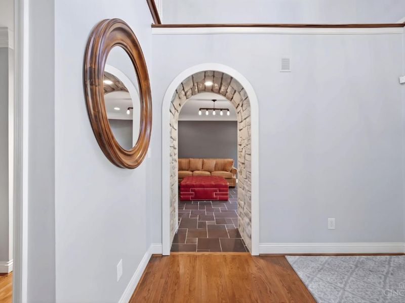 4108 Ashley Oaks Drive, Columbia Twp, OH 45227 Photo 6