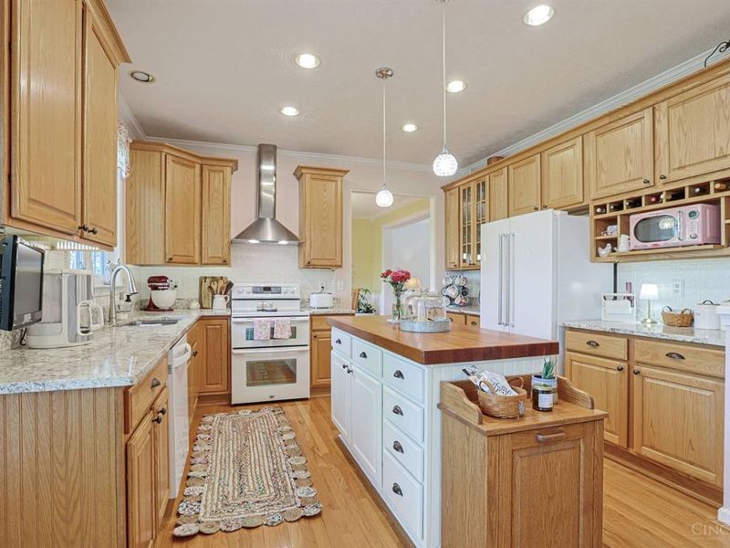 1448 E Stoker Court, Miami Twp, OH 45140 Photo 13