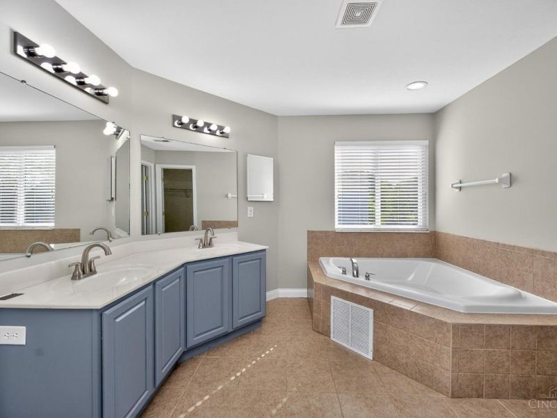 6186 Spires Drive, Miami Twp, OH 45140 Photo 30