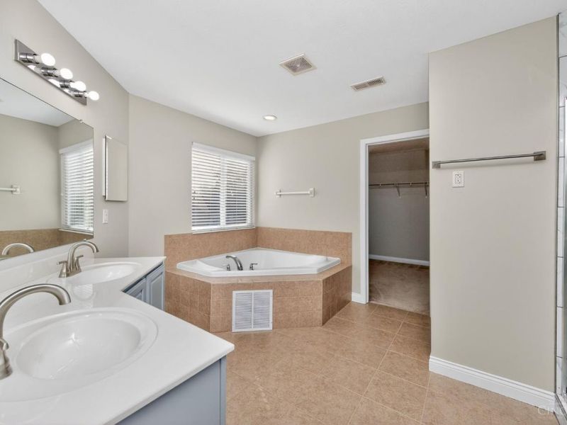 6186 Spires Drive, Miami Twp, OH 45140 Photo 31