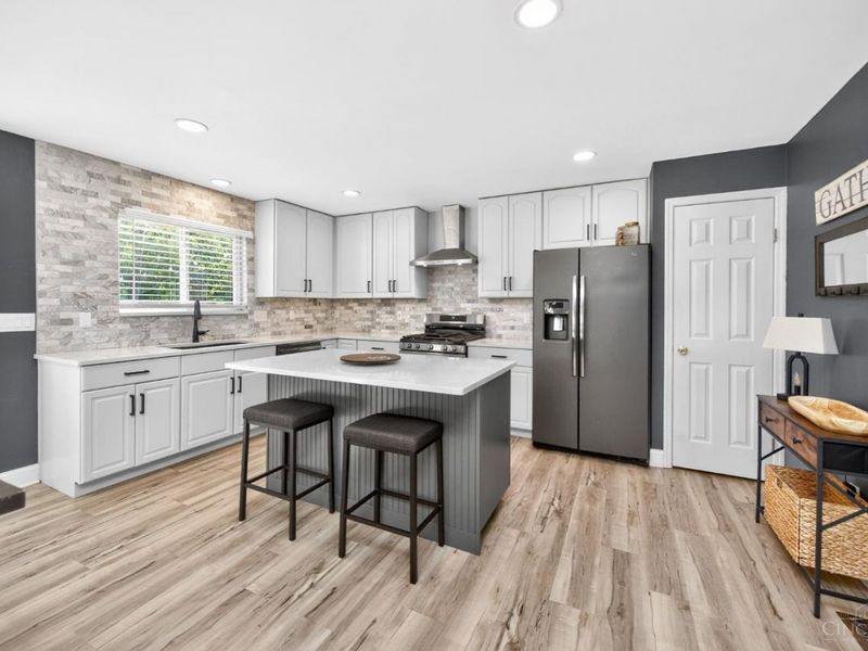 12041 Waters Edge Court, Symmes Township, OH 45140 Photo 10