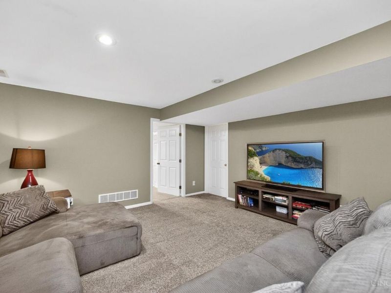 12041 Waters Edge Court, Symmes Township, OH 45140 Photo 42