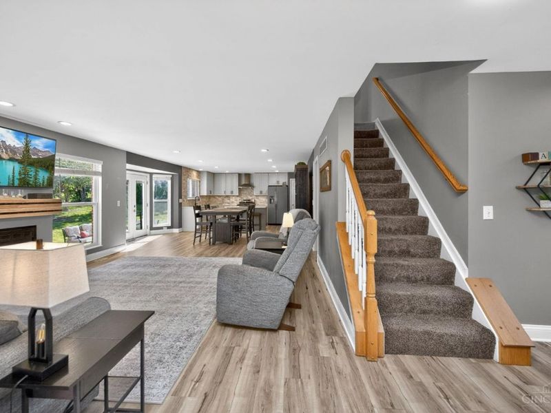 12041 Waters Edge Court, Symmes Township, OH 45140 Photo 6