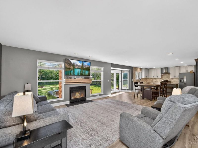 12041 Waters Edge Court, Symmes Township, OH 45140 Photo 7