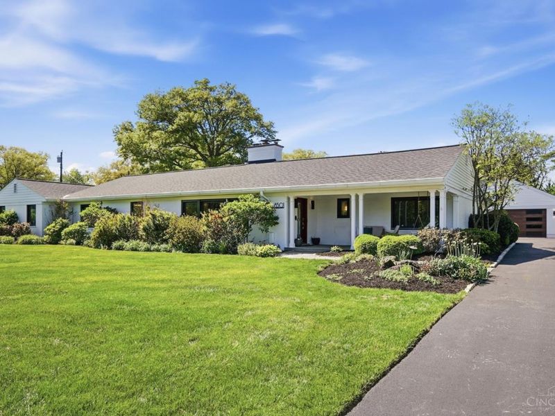 8501 Concord Hills Circle, Sycamore Township, OH 45243 Photo 1