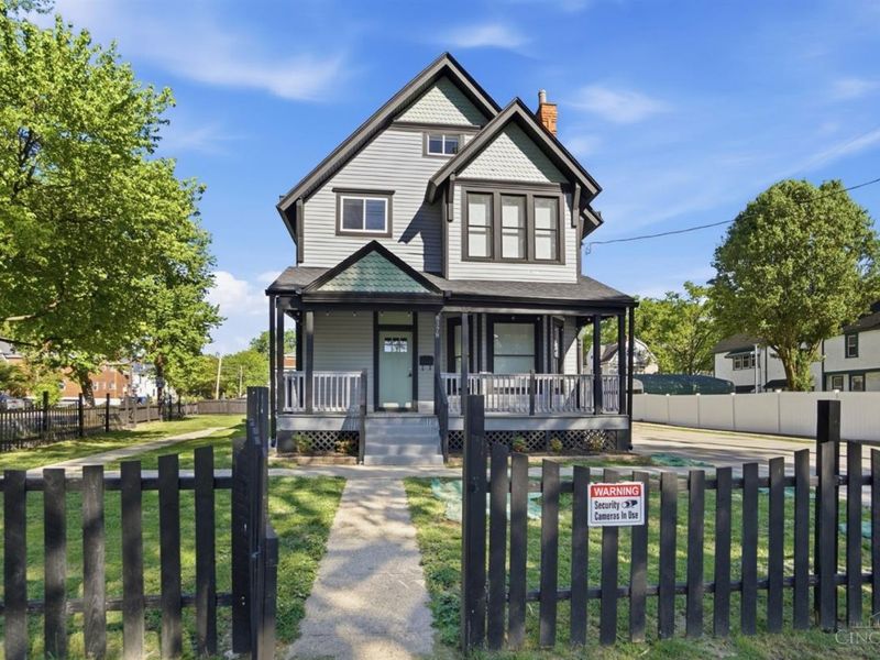 8378 Woodbine Avenue, Cincinnati, OH 45216 Photo 12