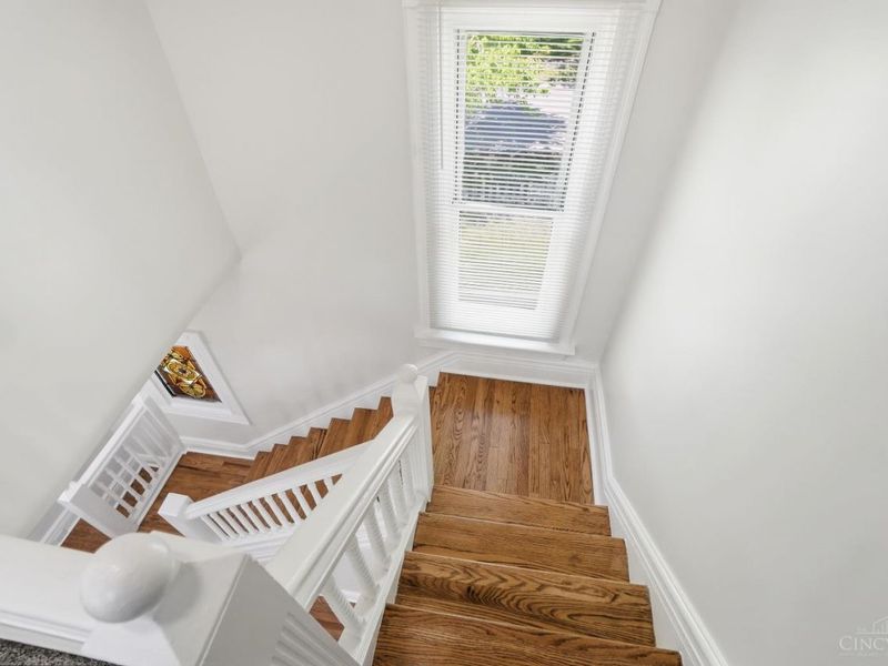 8378 Woodbine Avenue, Cincinnati, OH 45216 Photo 23