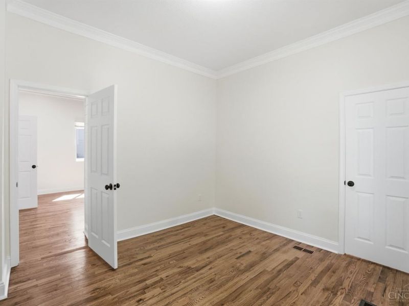 8378 Woodbine Avenue, Cincinnati, OH 45216 Photo 29