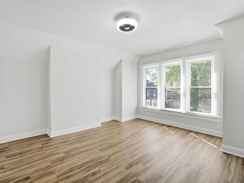 8378 Woodbine Avenue, Cincinnati, OH 45216 Photo 30