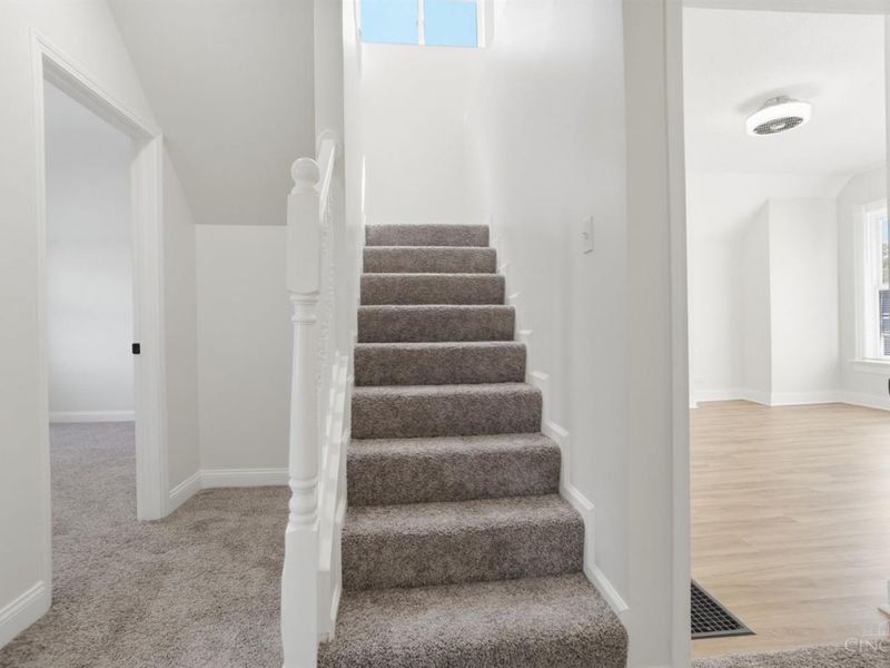 8378 Woodbine Avenue, Cincinnati, OH 45216 Photo 36