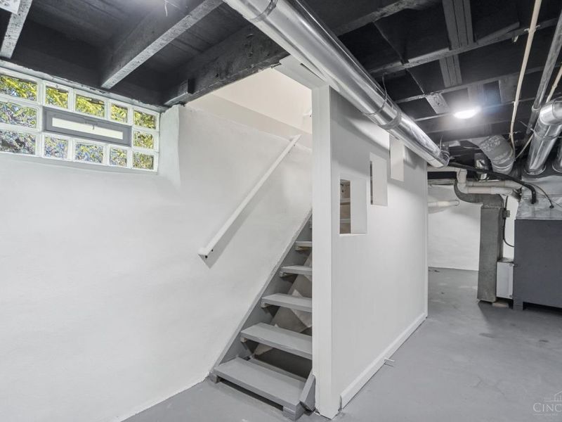 8378 Woodbine Avenue, Cincinnati, OH 45216 Photo 43