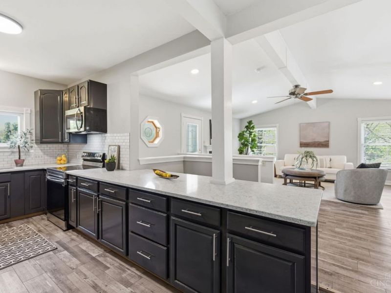 8343 Miami Road, Sycamore Township, OH 45243 Photo 16