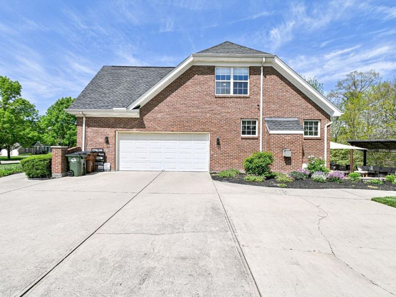 5840 Sutters Mill Drive, Green Township, OH 45247 Photo 5