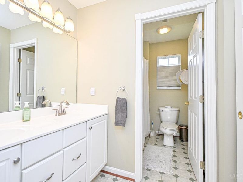 5840 Sutters Mill Drive, Green Township, OH 45247 Photo 57