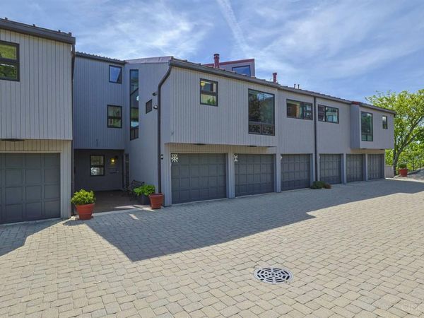 1022 Hatch Street, Cincinnati, OH 45202