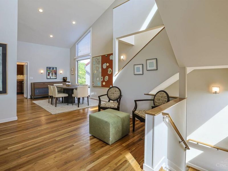 1022 Hatch Street, Cincinnati, OH 45202 Photo 12