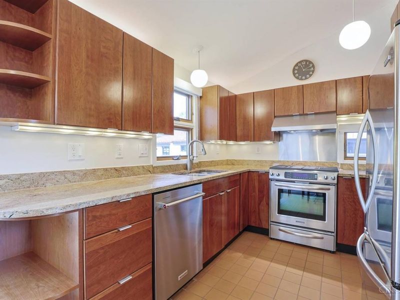 1022 Hatch Street, Cincinnati, OH 45202 Photo 19