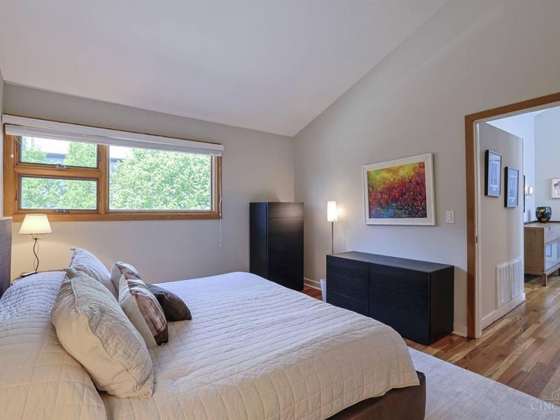 1022 Hatch Street, Cincinnati, OH 45202 Photo 31