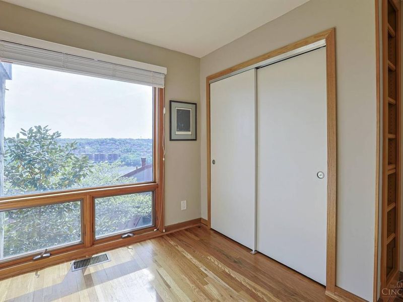 1022 Hatch Street, Cincinnati, OH 45202 Photo 33