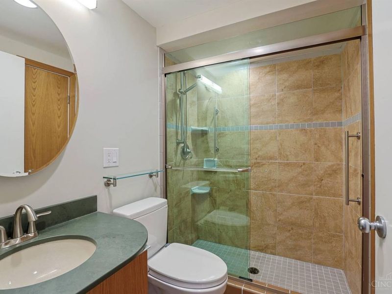 1022 Hatch Street, Cincinnati, OH 45202 Photo 34